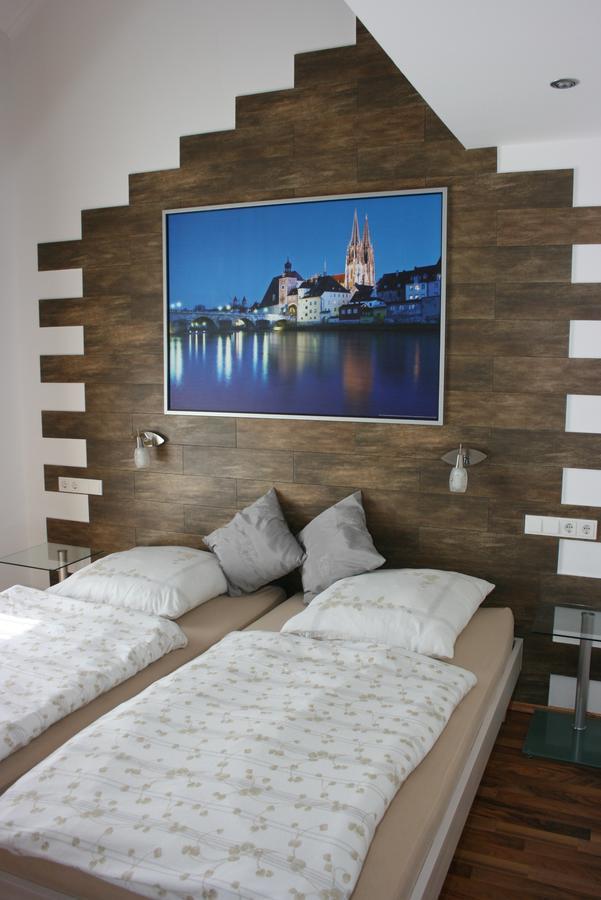 Hotel Am Donaubogen Sarching ภายนอก รูปภาพ